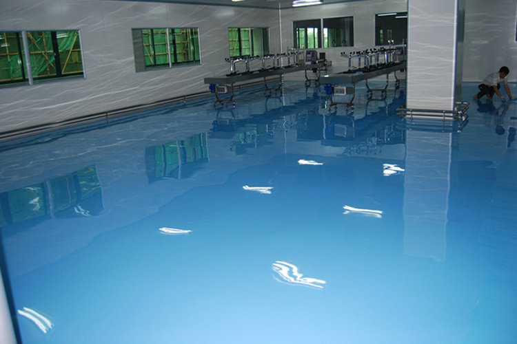 環氧自流平地坪_莆田滄晟地坪漆廠家:工廠車間地坪漆一般要做多厚