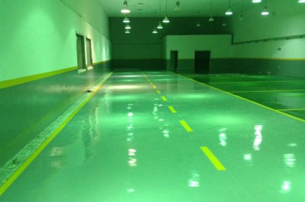 雨季環(huán)氧地坪漆施工應(yīng)考慮到哪些地方？